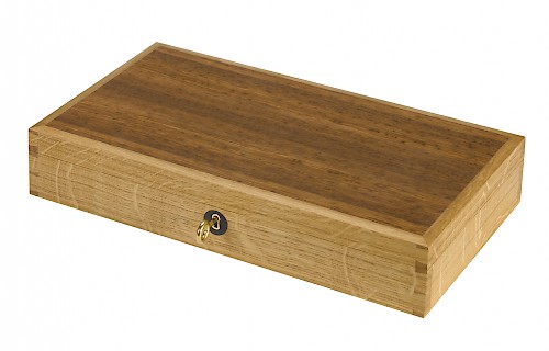 Dovetailed Box in Oak and Brown Oak